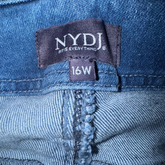 NYDJ Blue Denim Jeans Wide Leg Size 16W. Raw hem - Picture 2 of 4